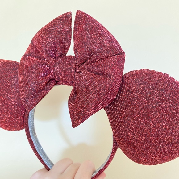 Red Minnie Ears - Picture 5 of 8